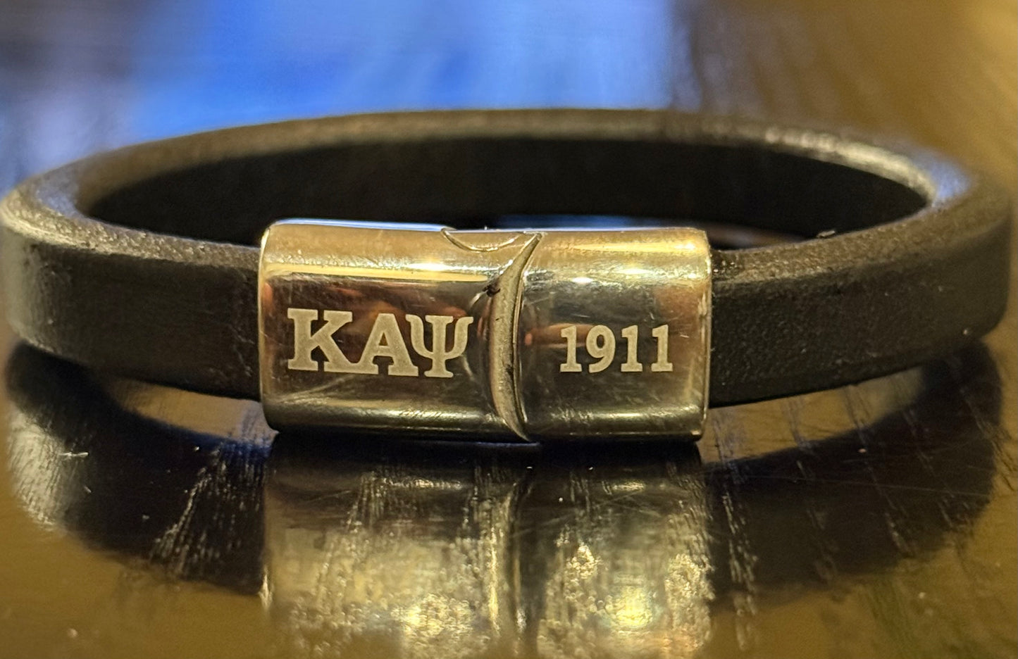 ΚΑΨ 1911 engraved silver clasp regaliz leather