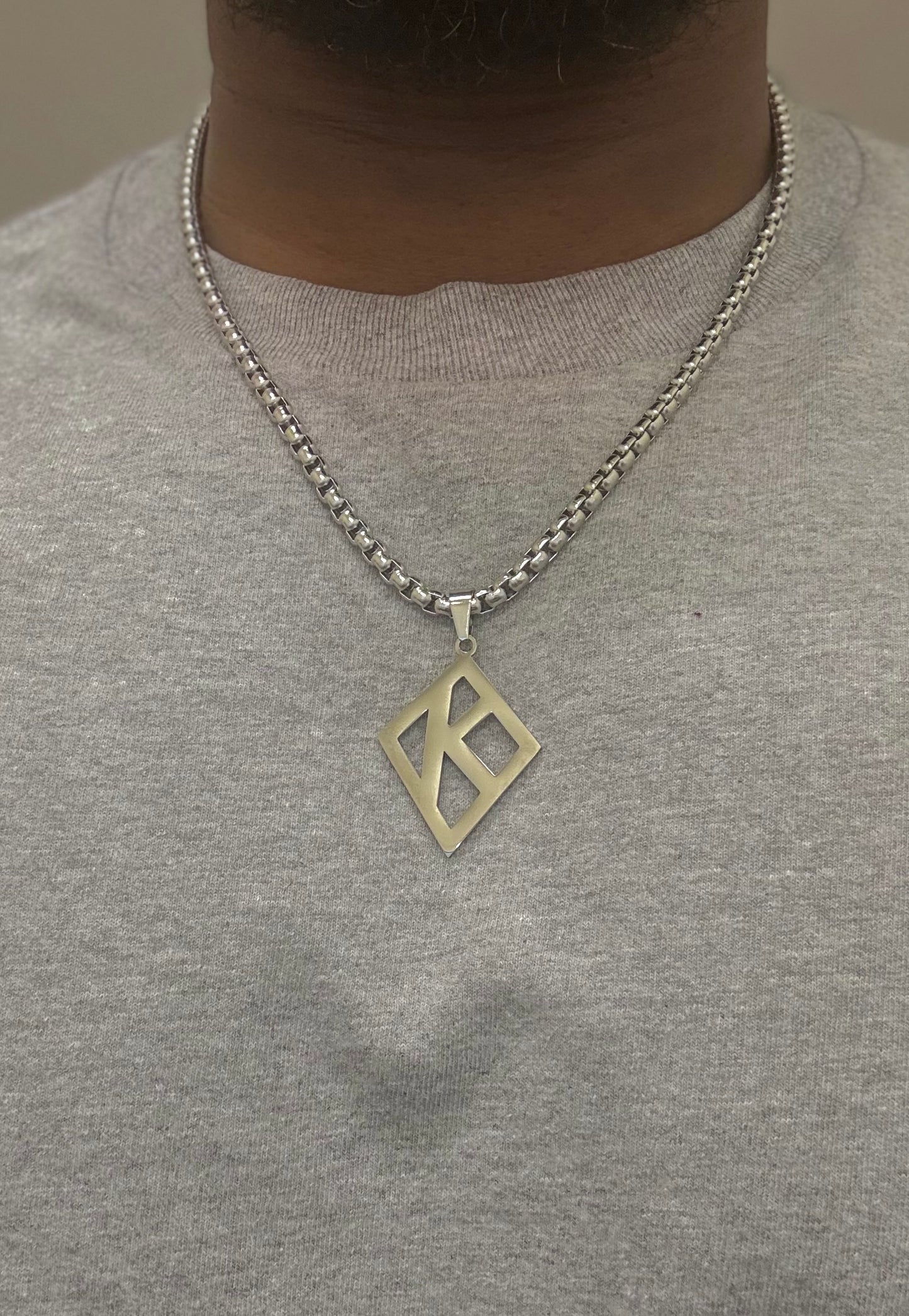 Silver stainless steel floating "K" Box chain