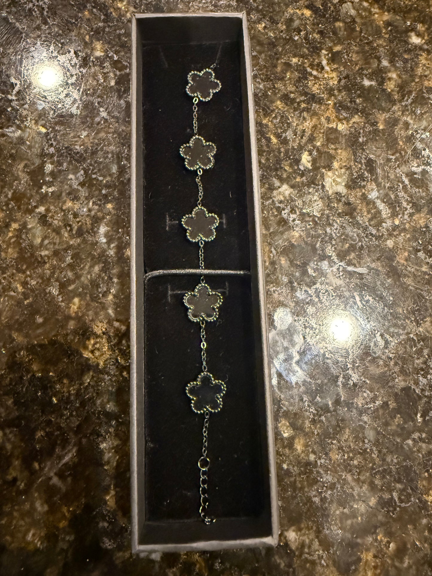 4 leaf clover adjustable bracelet