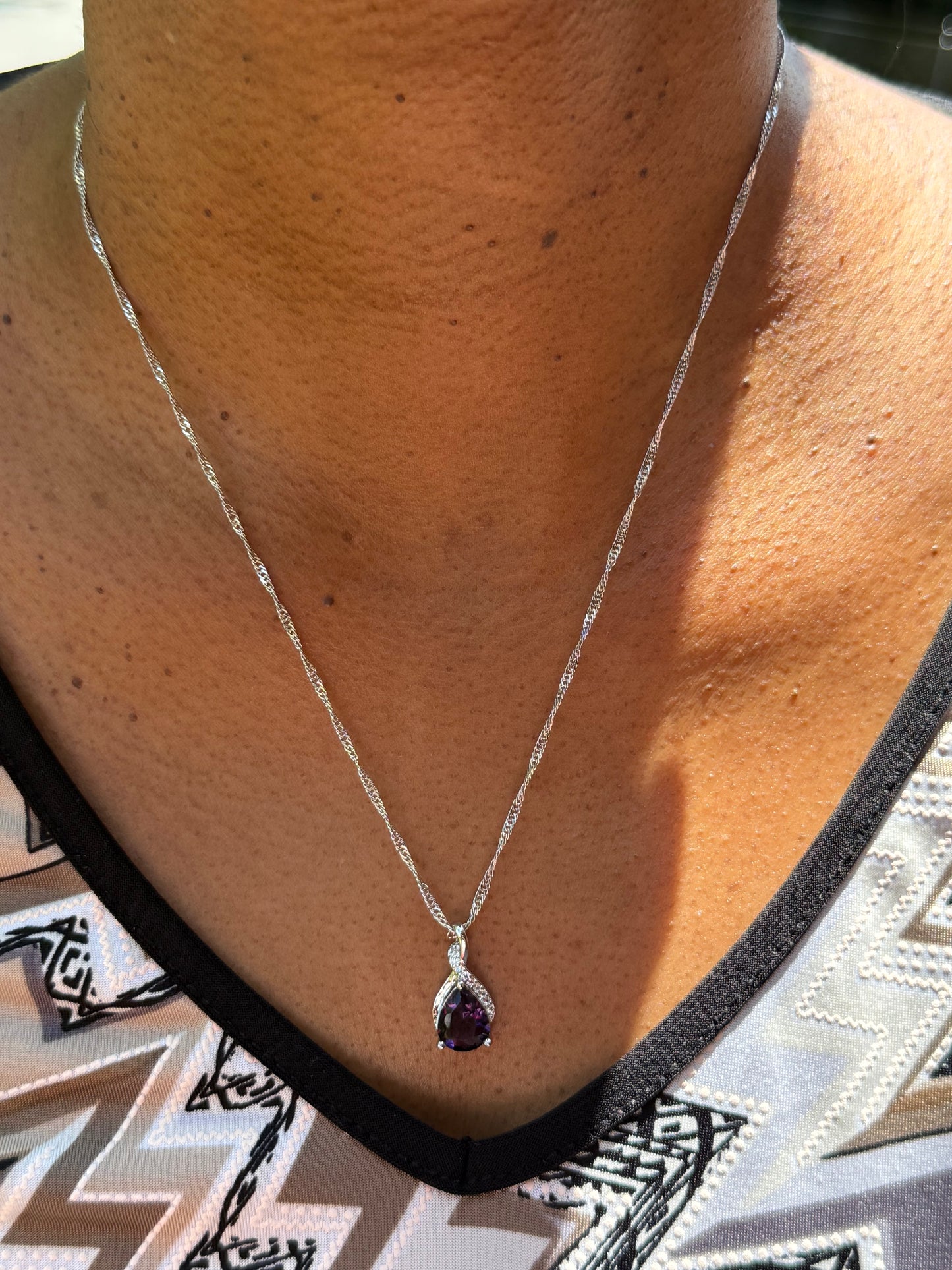 Amethyst pendant necklace