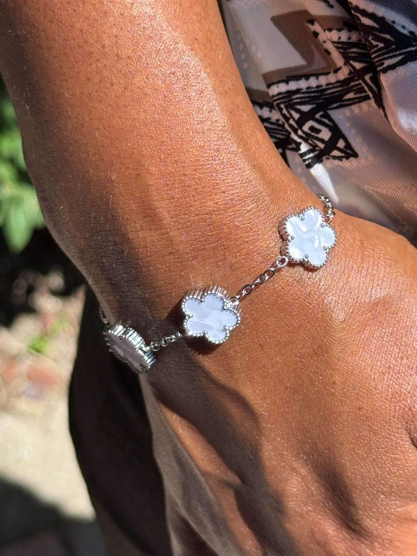4 leaf clover adjustable bracelet