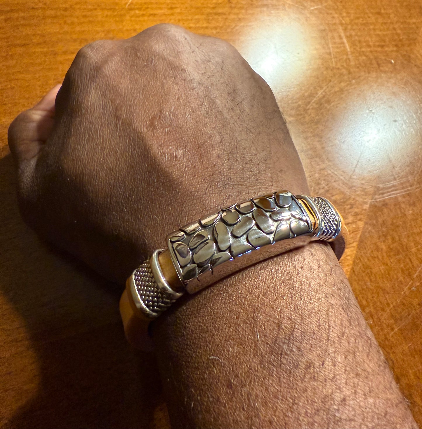 Light brown leather Regaliz bracelet