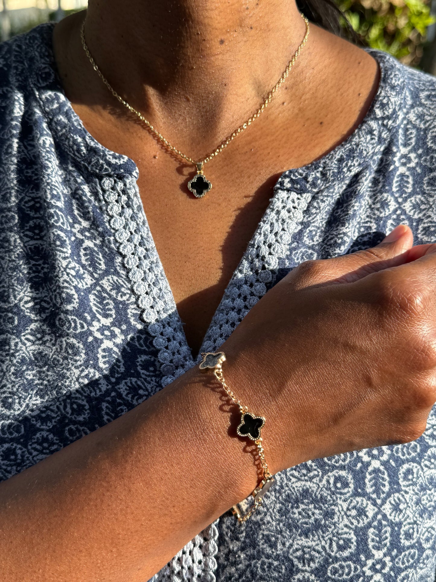 4 leaf clover necklace bracelet set