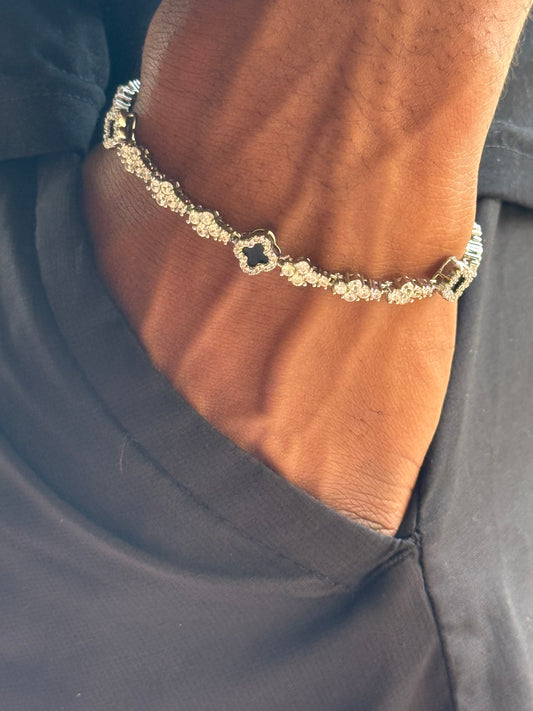 4 leaf clover cross 18k cubic zirconia bracelet