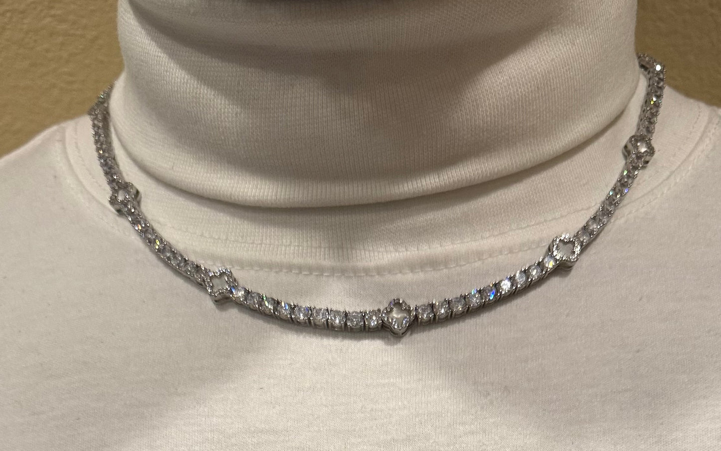 4 leaf clover 18k Cubic Zirconia tennis chain